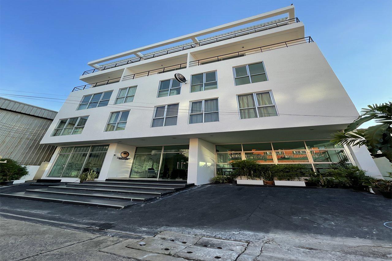 Roomquest Bangkok Sukhumvit 50 Εξωτερικό φωτογραφία